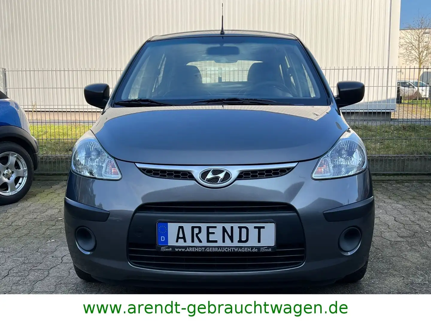 Hyundai i10 Classic*4-SEASONS/KLIMA/5 TÜRER/1-HAND* Plateado - 2