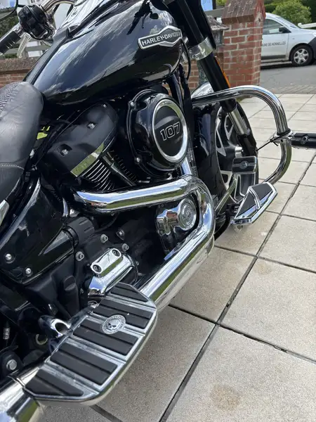 Harley-Davidson Sport Glide - foto 6