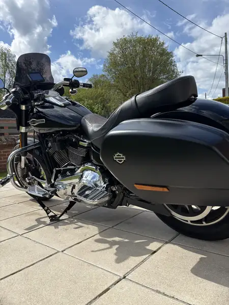 Harley-Davidson Sport Glide - foto 4