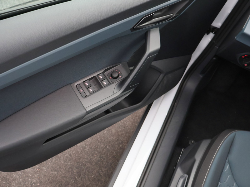 SEAT Arona Arona Play Plus 1.0 TSI 115pk DSG - AUTOMAAT - DEMO — photo 11