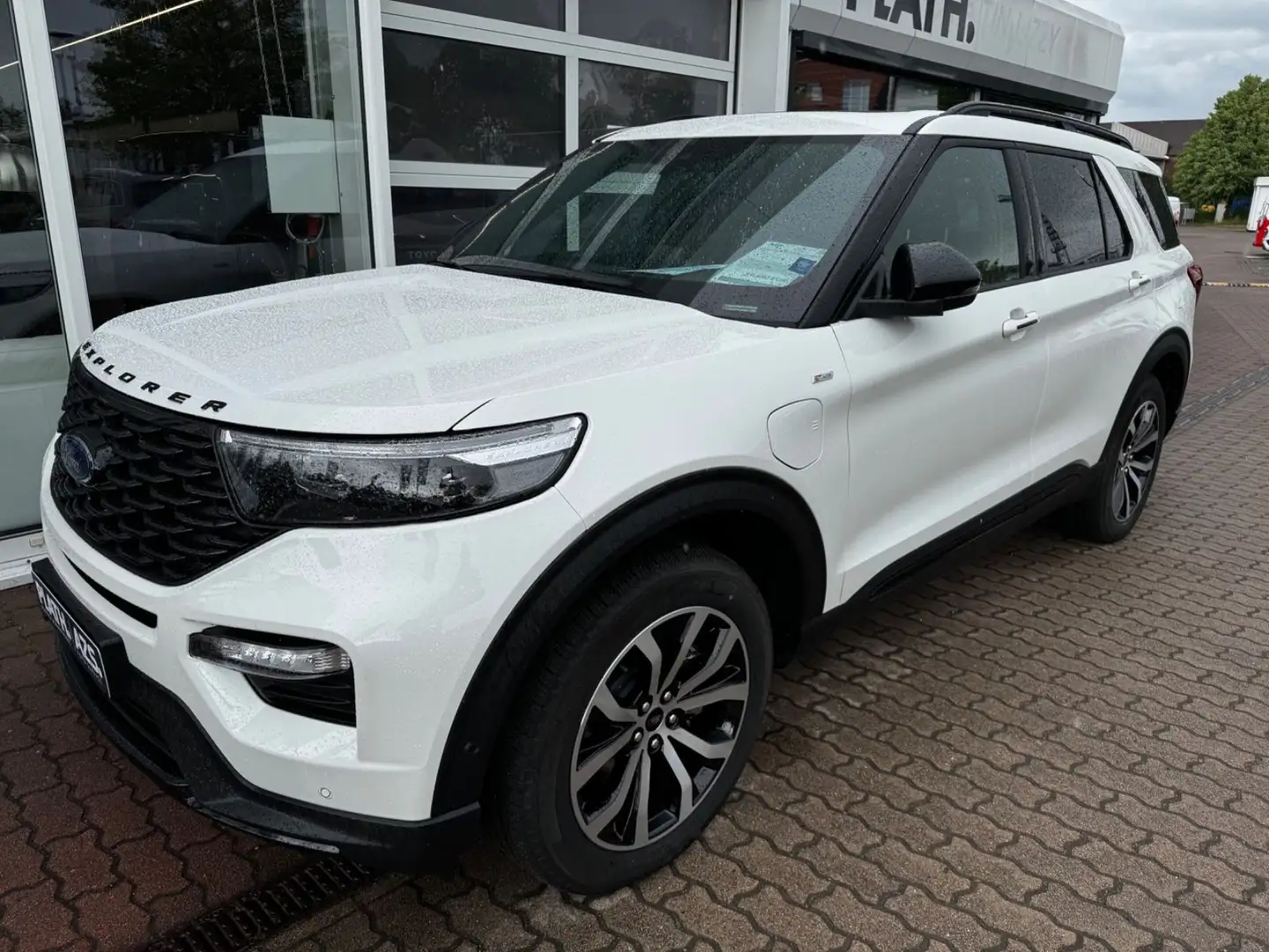 Ford Explorer ST-Line Plug-in-Hybrid 4x4 Weiß - 1