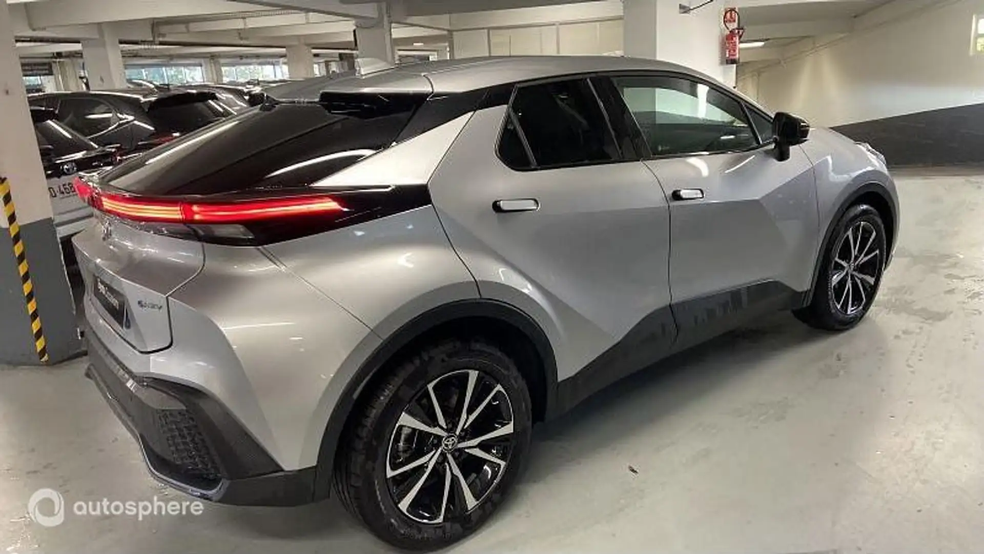 Toyota C-HR 1.8 140ch Design NG23 - 2