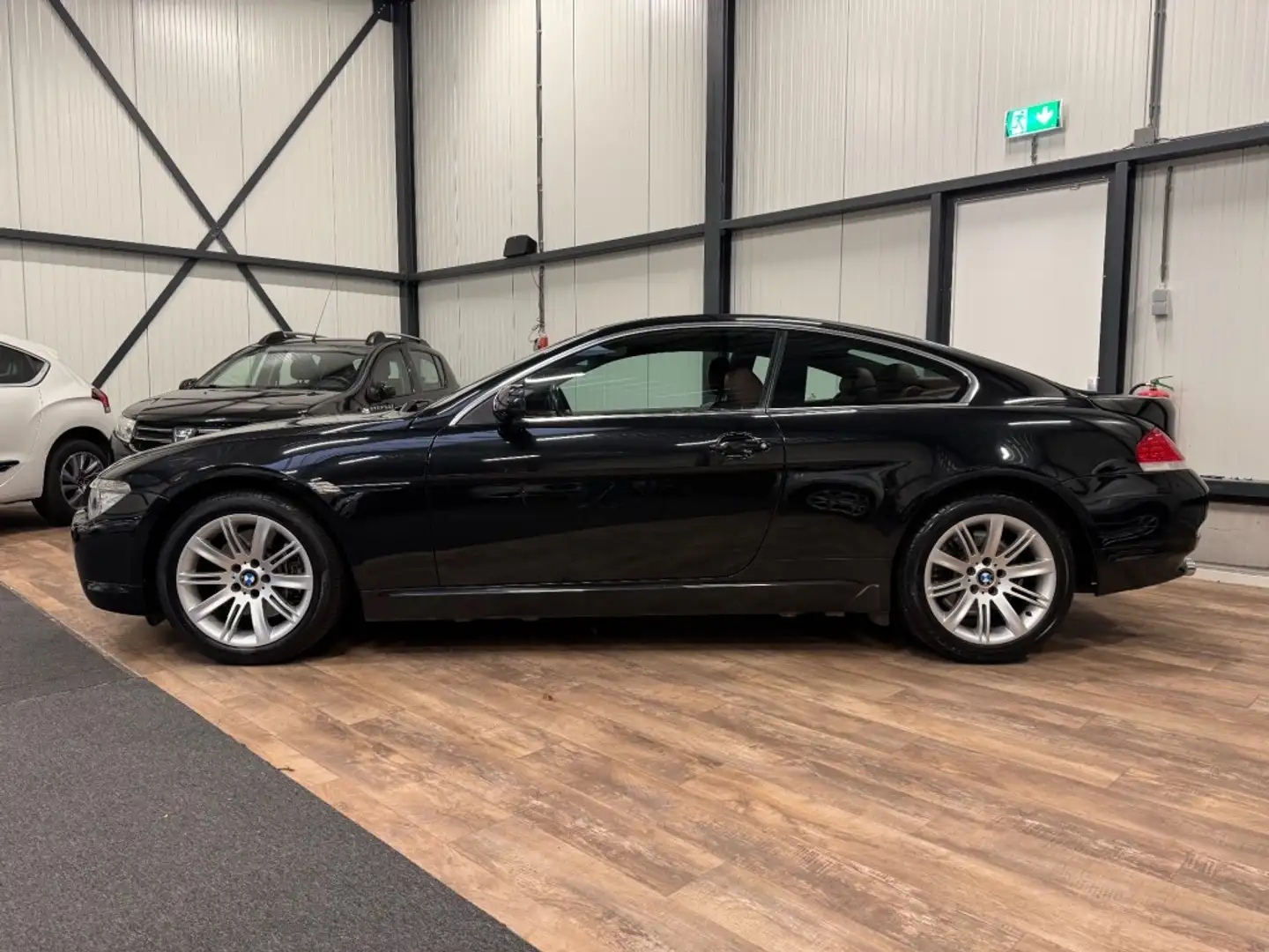 BMW 645 645Ci S / High Executive / Automaat / PDC / CLIMA Fekete - 2