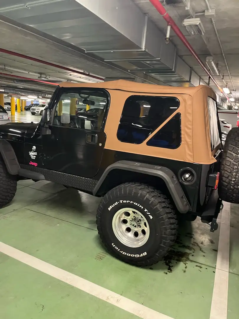 Jeep Wrangler Hard Top 4.0 - 2