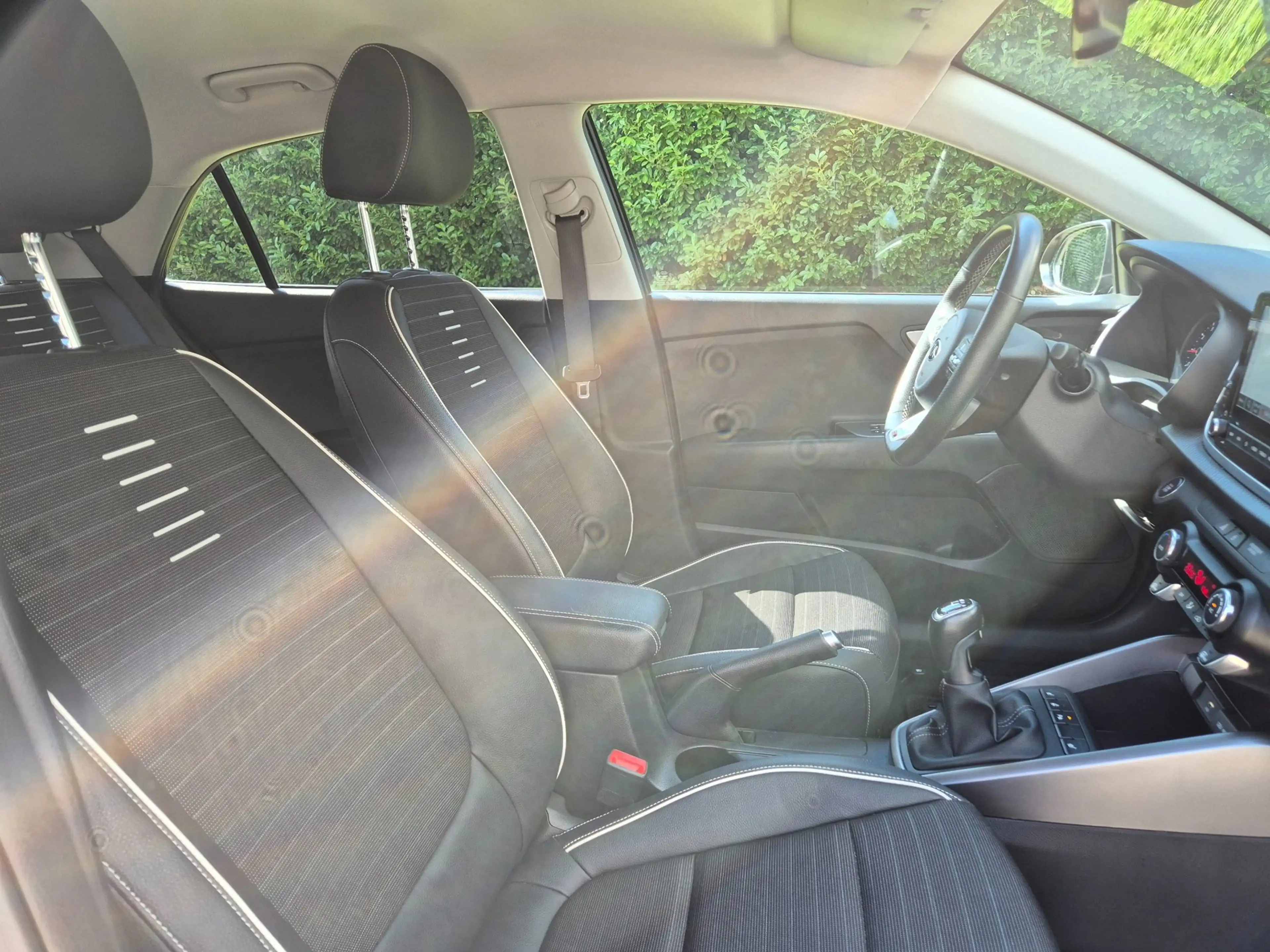 Kia Rio 1.0 T-GDi MHEV GT-Line - Clima - Cruise - Stoel en — photo 8