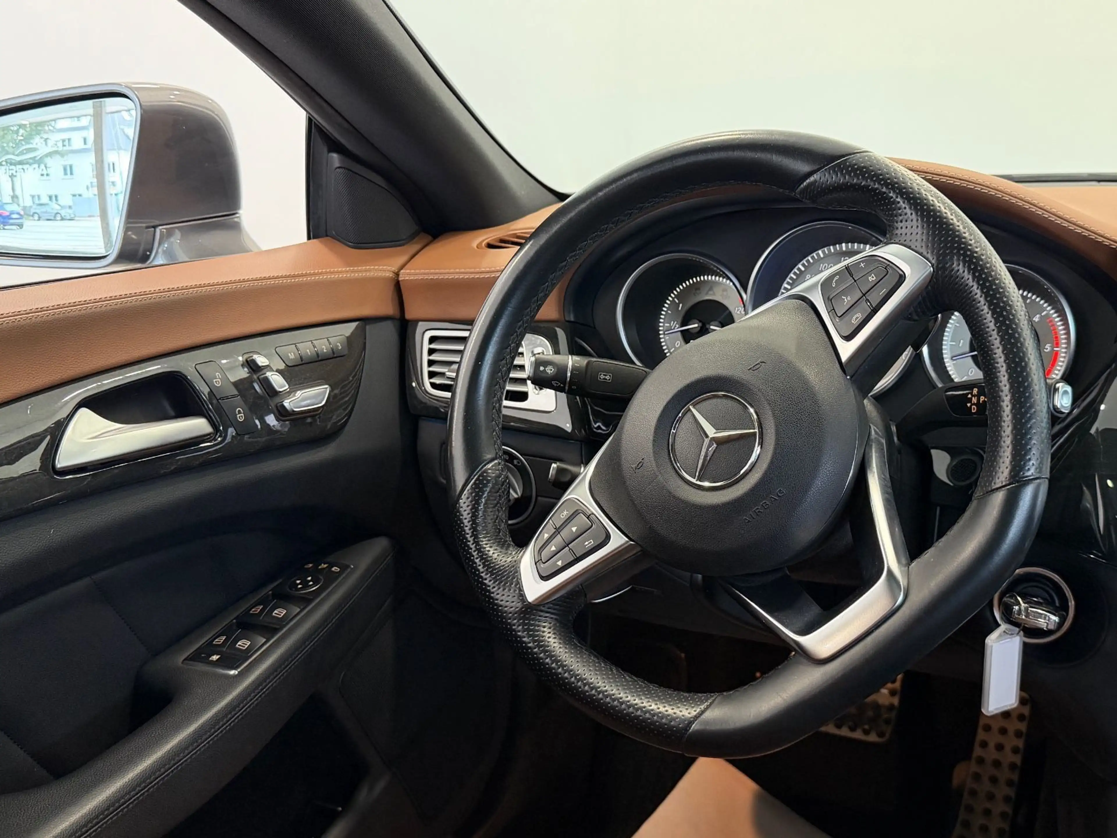 Mercedes-Benz CLS 350 d BlueTec 4Matic AMG-Line|360°|SHD|MEMOR — photo 6