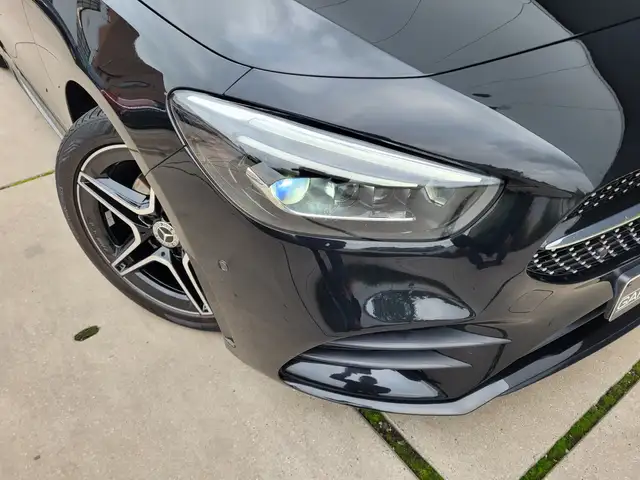 Mercedes-Benz B Class view 7