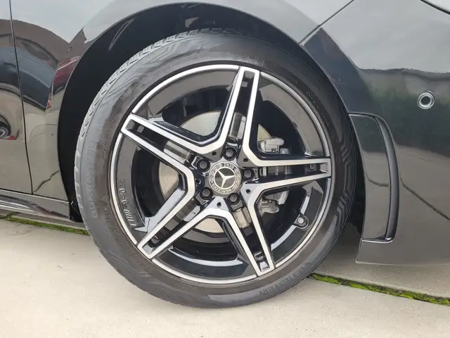 Mercedes-Benz B Class view 8
