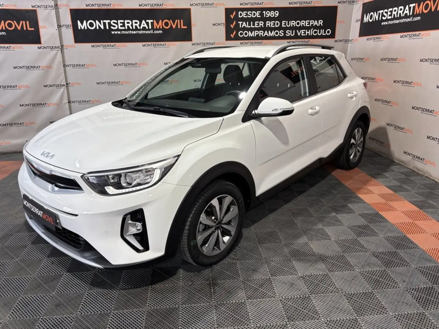 Kia Stonic 1.0 T-GDi MHEV Drive 100 Blanco - 2
