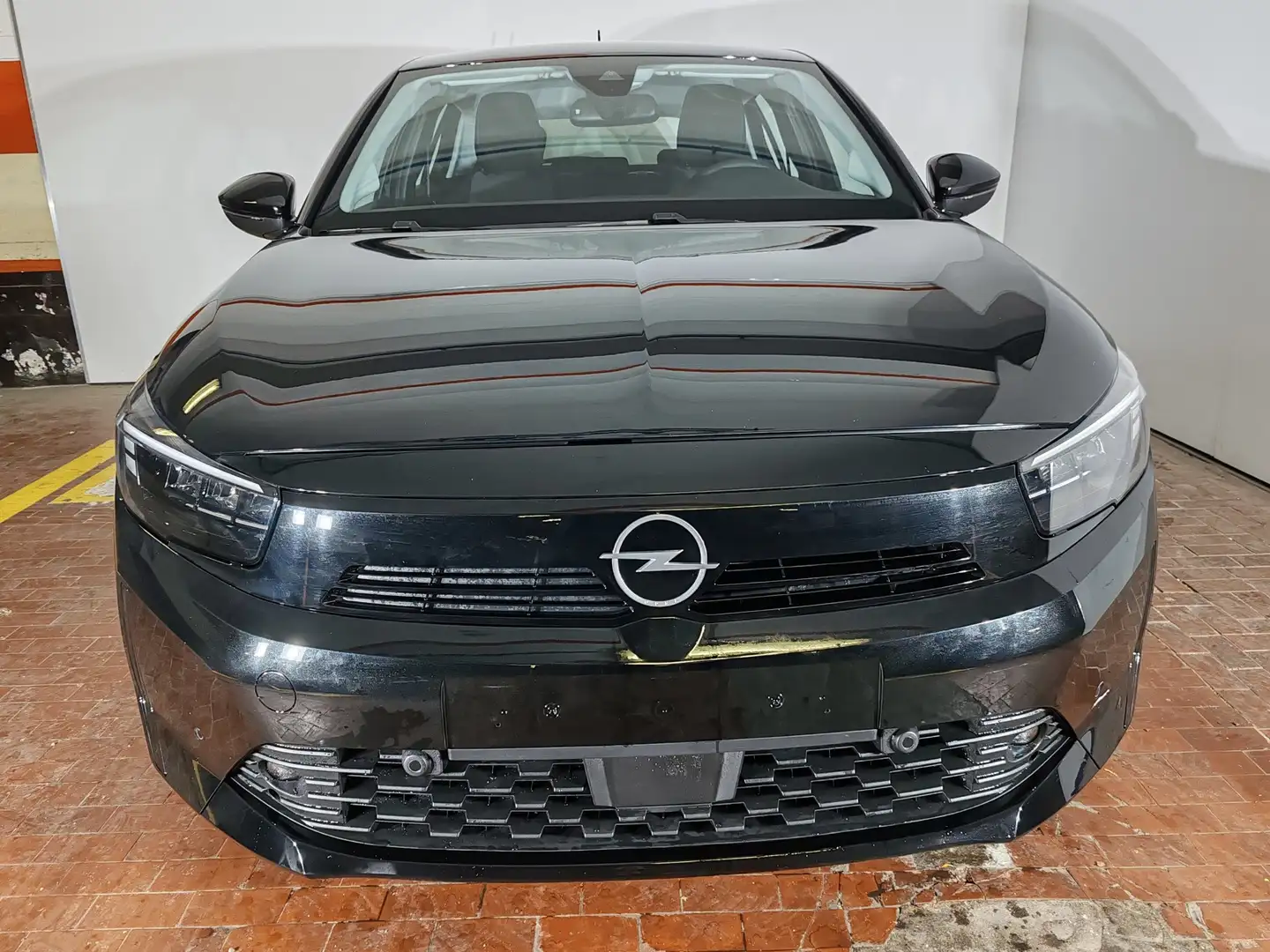 Opel Corsa 1.2 75cv Edition + Camera + Sens ant. e post. Schwarz - 2