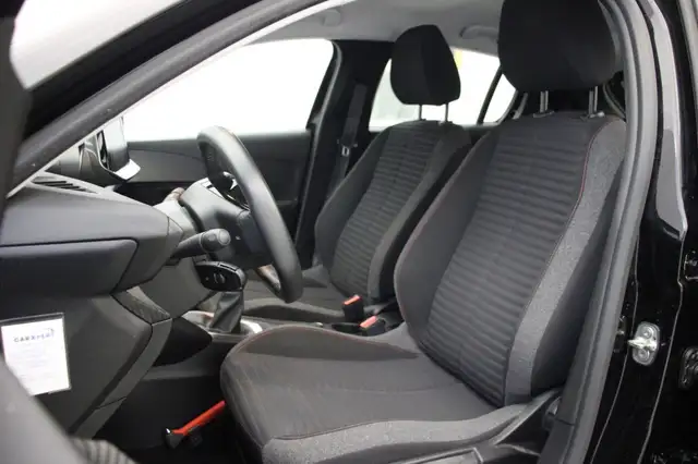 Peugeot 208 view 9