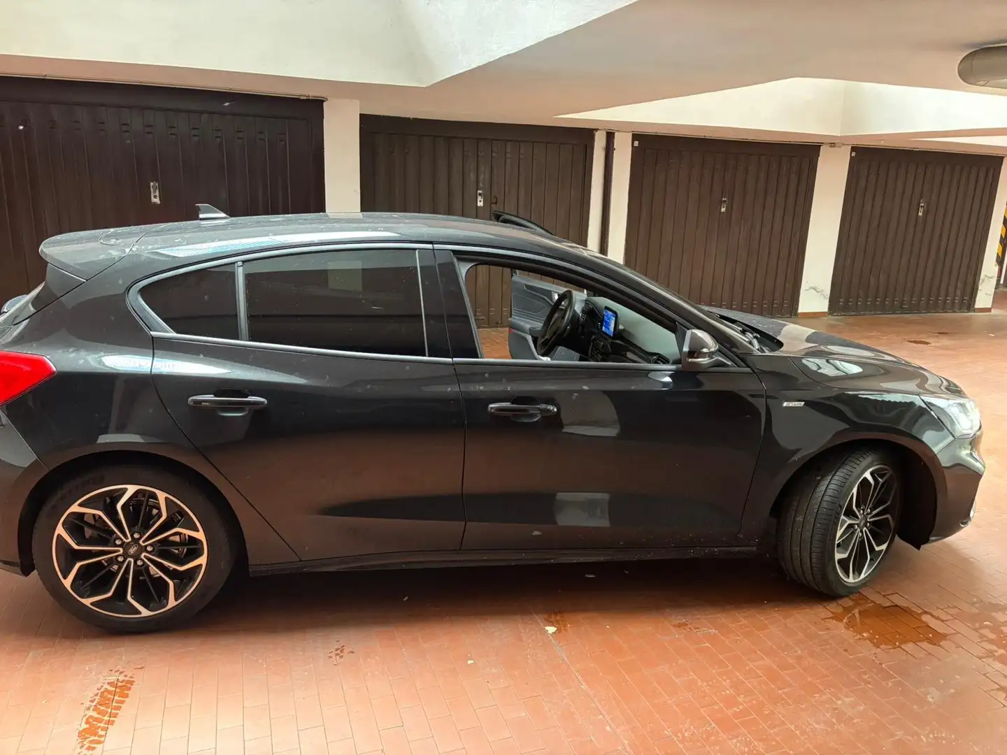 Ford Focus Focus V 2018 1.0 ecoboost ST-Line s Black - 1
