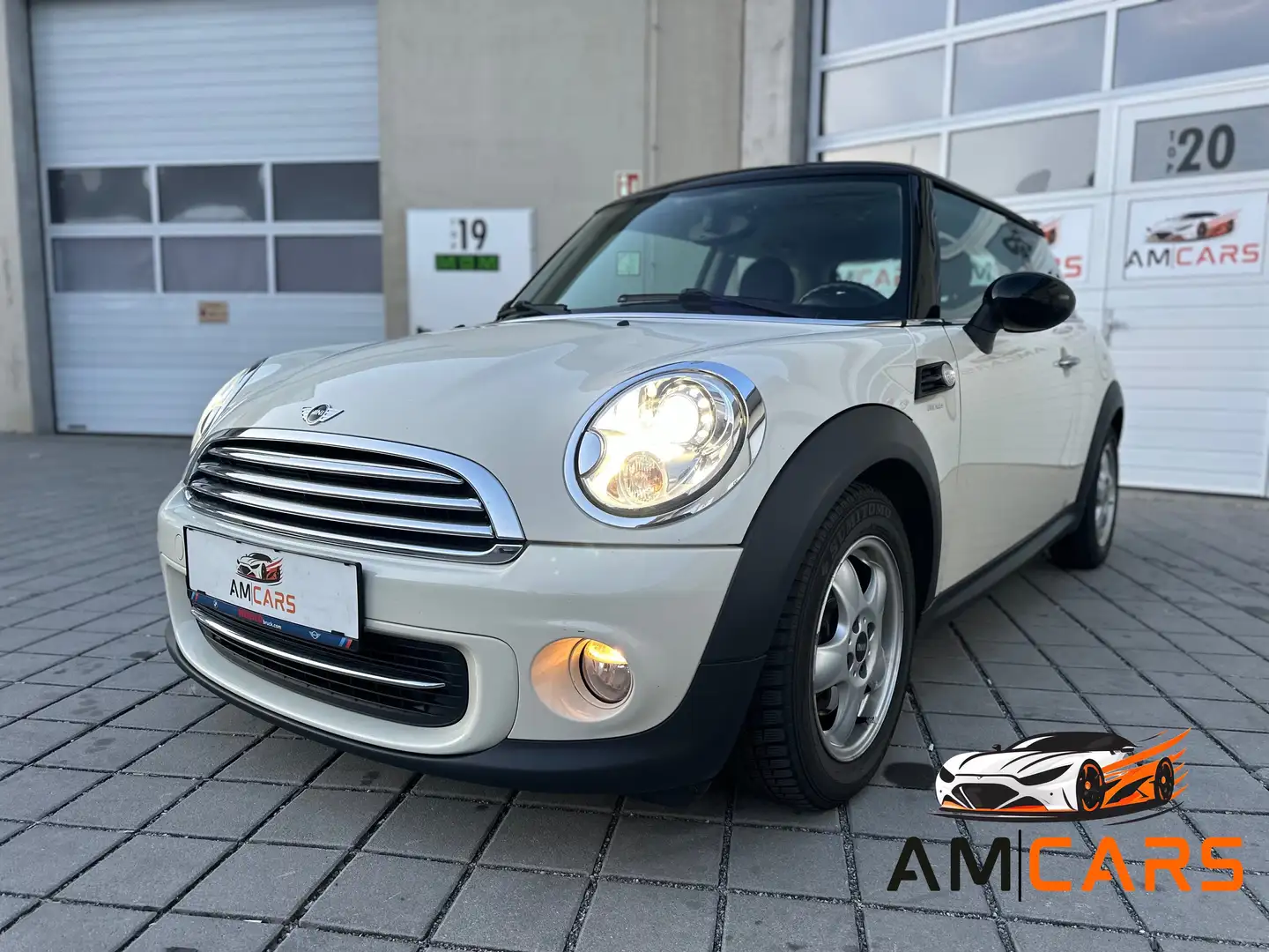 MINI Cooper Austrian Pepper 1,6 Weiß - 1
