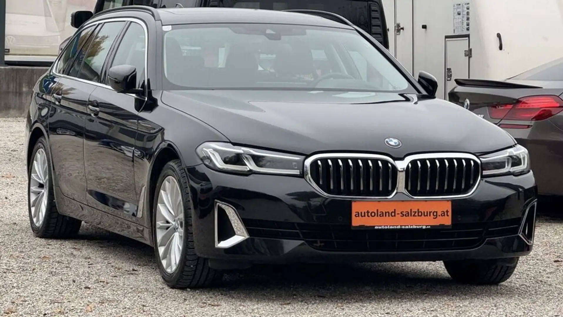BMW 520 d Luxury Line *Ino-Paket* PANO* Sitzheiz. Schwarz - 1