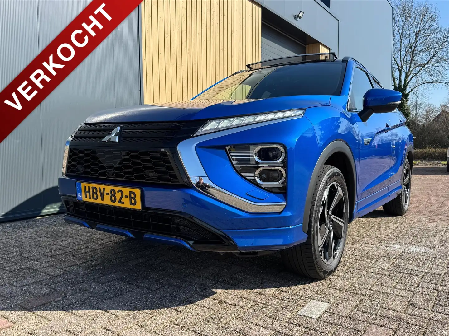 Mitsubishi Eclipse Cross 2.4 PHEV Prestige | Adaptive cruise control | Schu Blue - 1