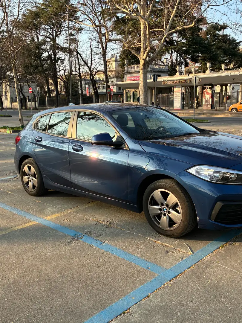 BMW 116 116d Advantage auto Blu/Azzurro - 2