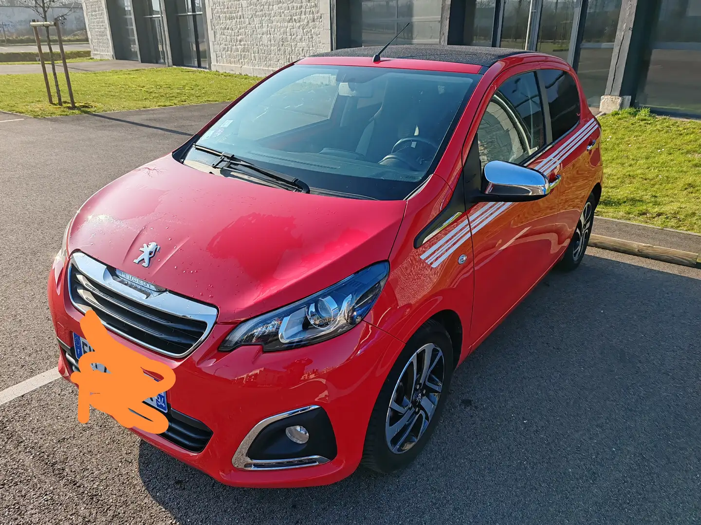 Peugeot 108 108 1.2 PureTech 82ch BVM5 Collection TOP! Rouge - 1