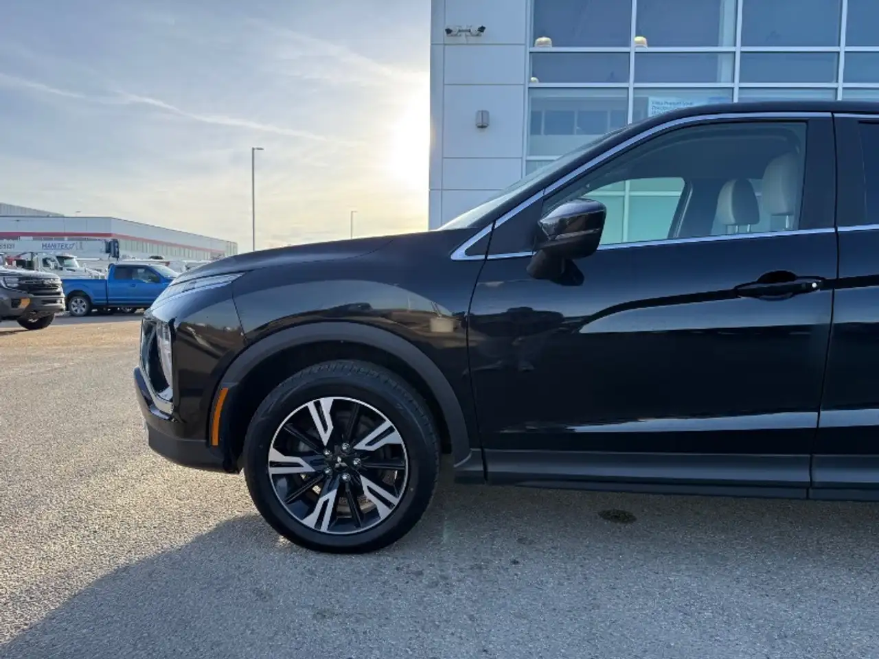 Mitsubishi Eclipse Cross снимка Mitsubishi Eclipse Cross
