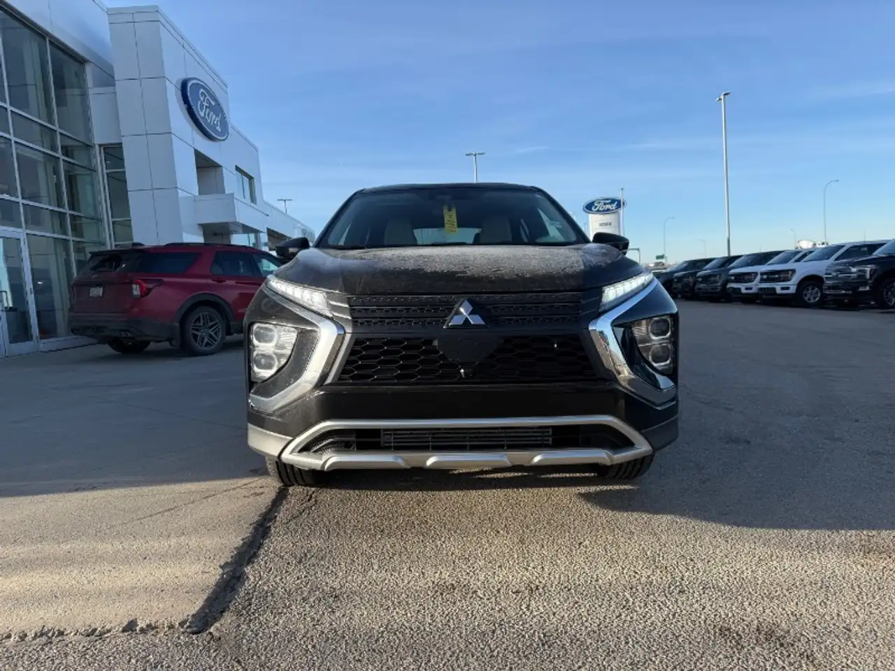 Mitsubishi Eclipse Cross снимка Mitsubishi Eclipse Cross
