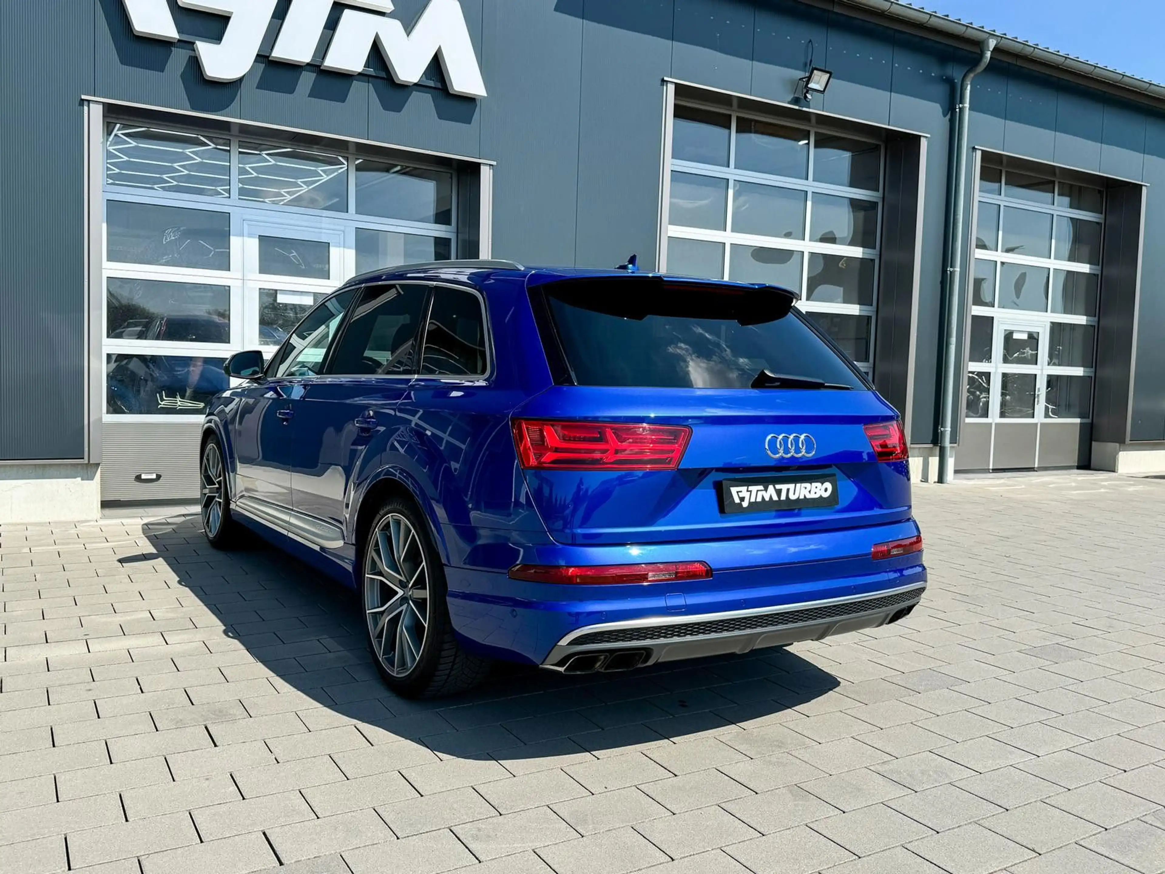 Audi SQ7 4.0 TDI quattro Sepangblau Bose Belüftung — photo 6