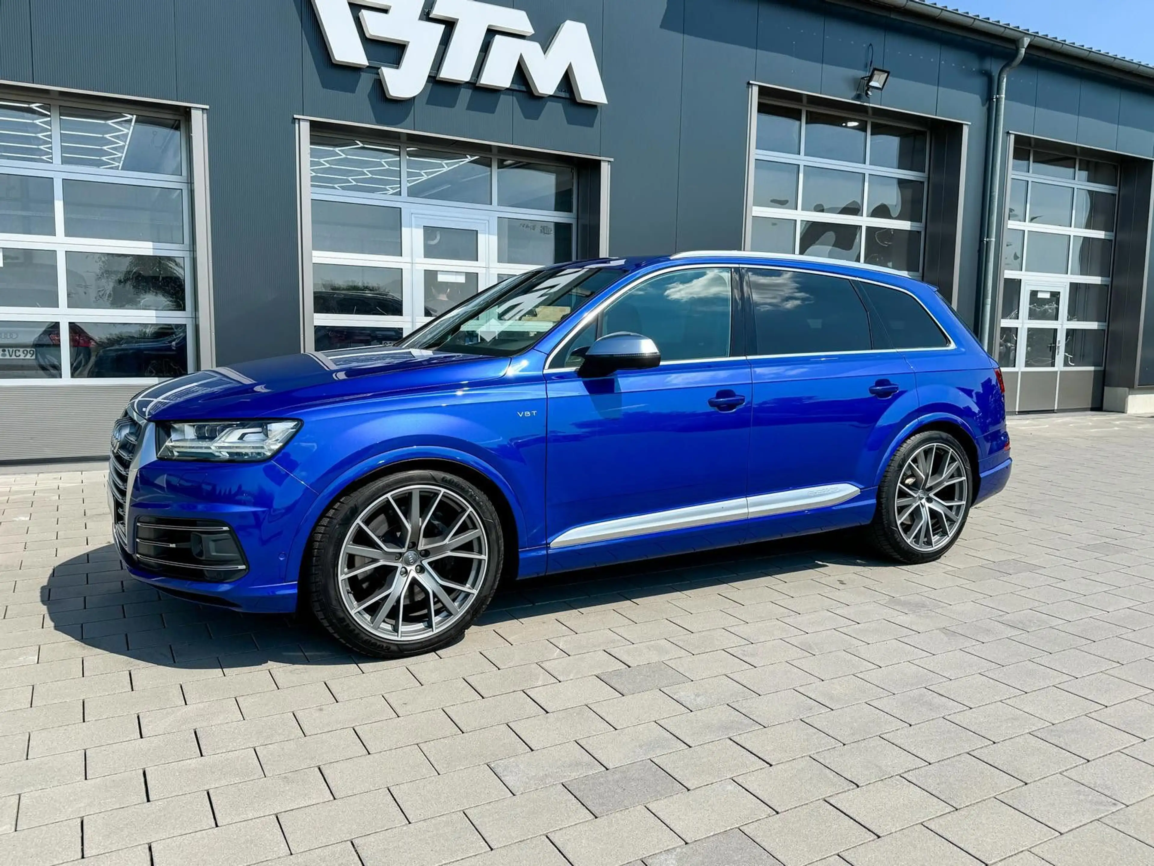 Audi SQ7 4.0 TDI quattro Sepangblau Bose Belüftung — photo 3