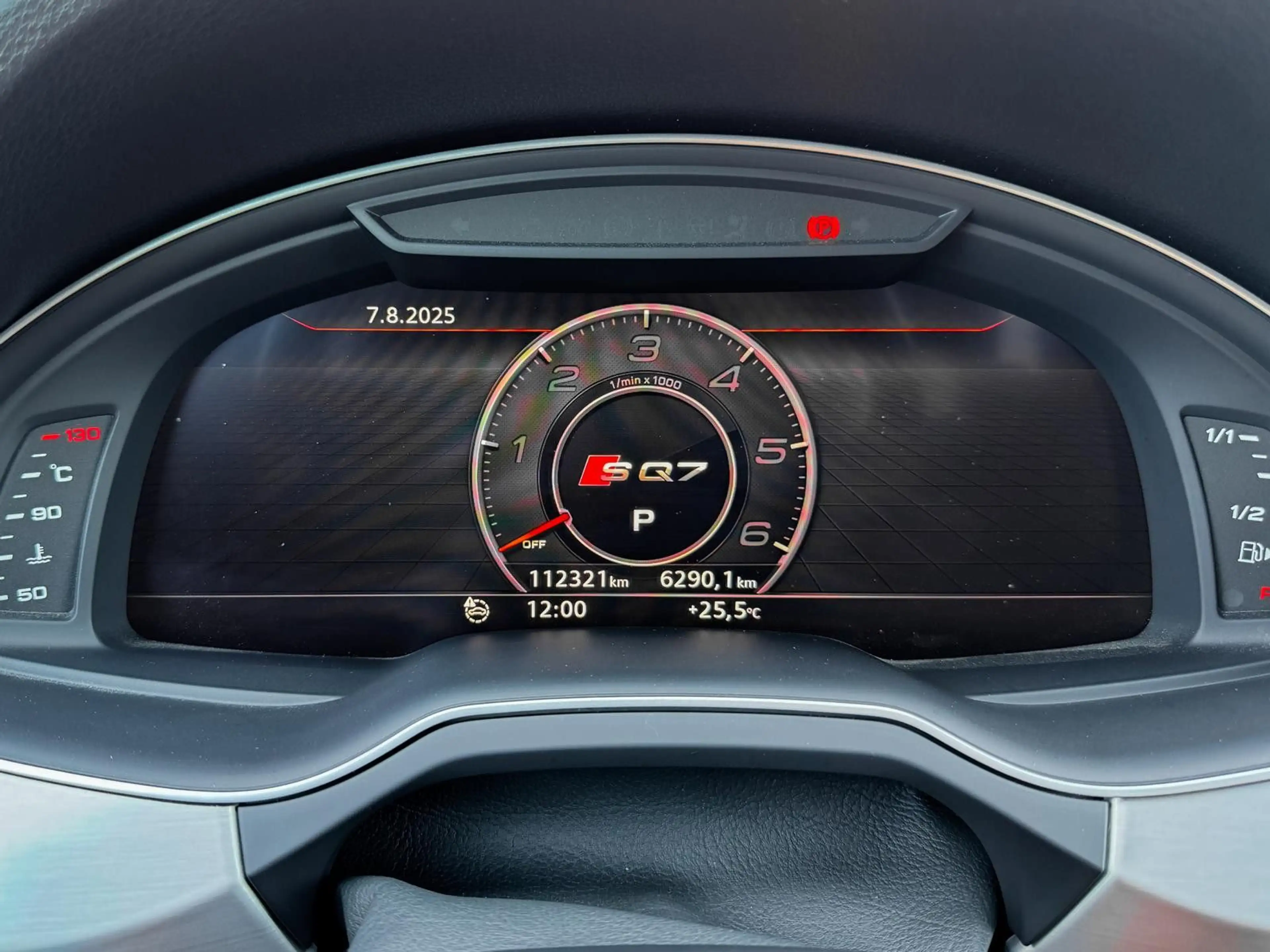 Audi SQ7 4.0 TDI quattro Sepangblau Bose Belüftung — photo 8
