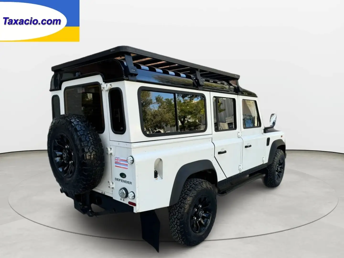 Land Rover Defender 110 SW SE Blanco - 2