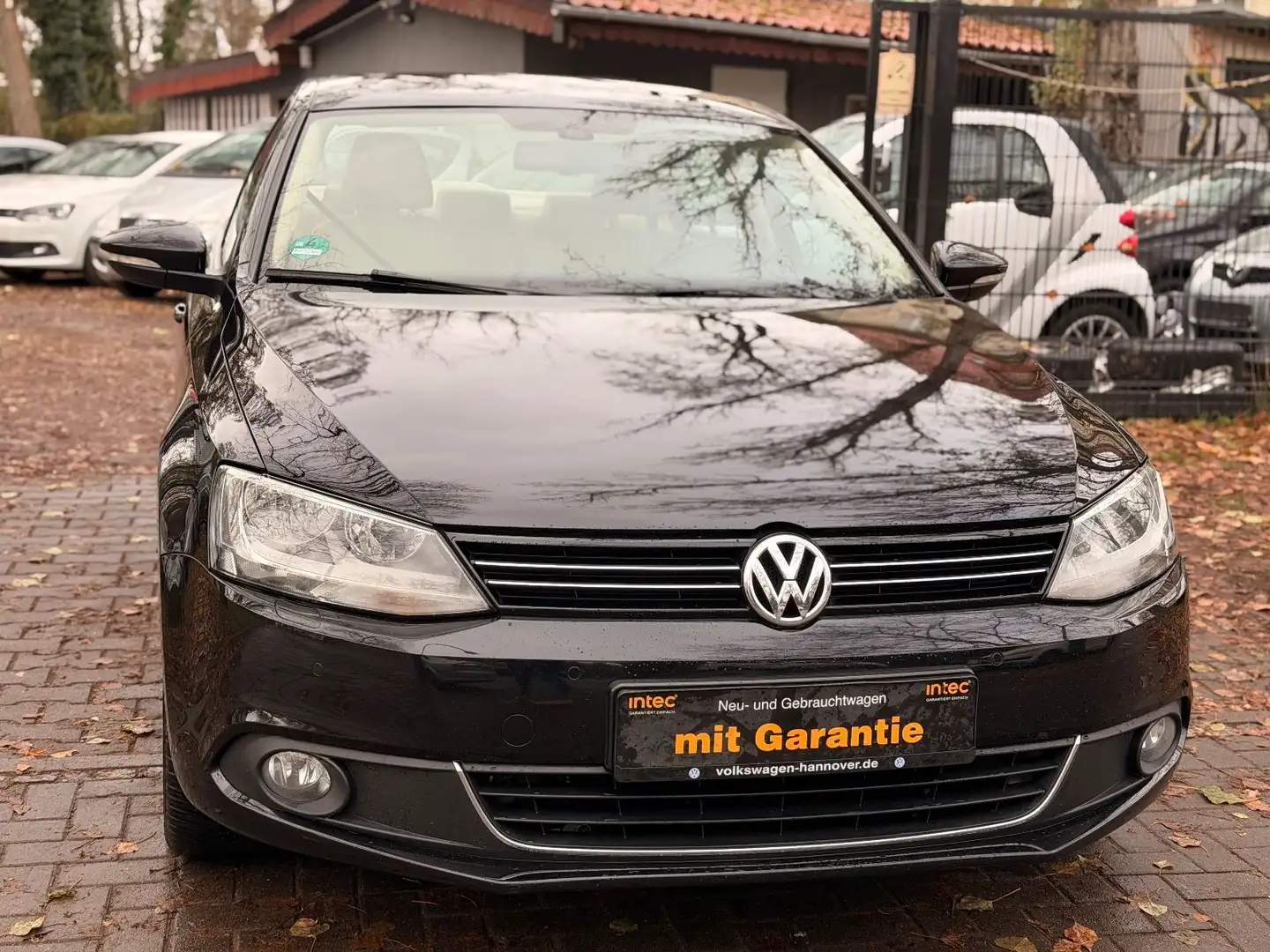 Volkswagen Jetta 1.4 TSI DSG Trendline Schwarz - 2