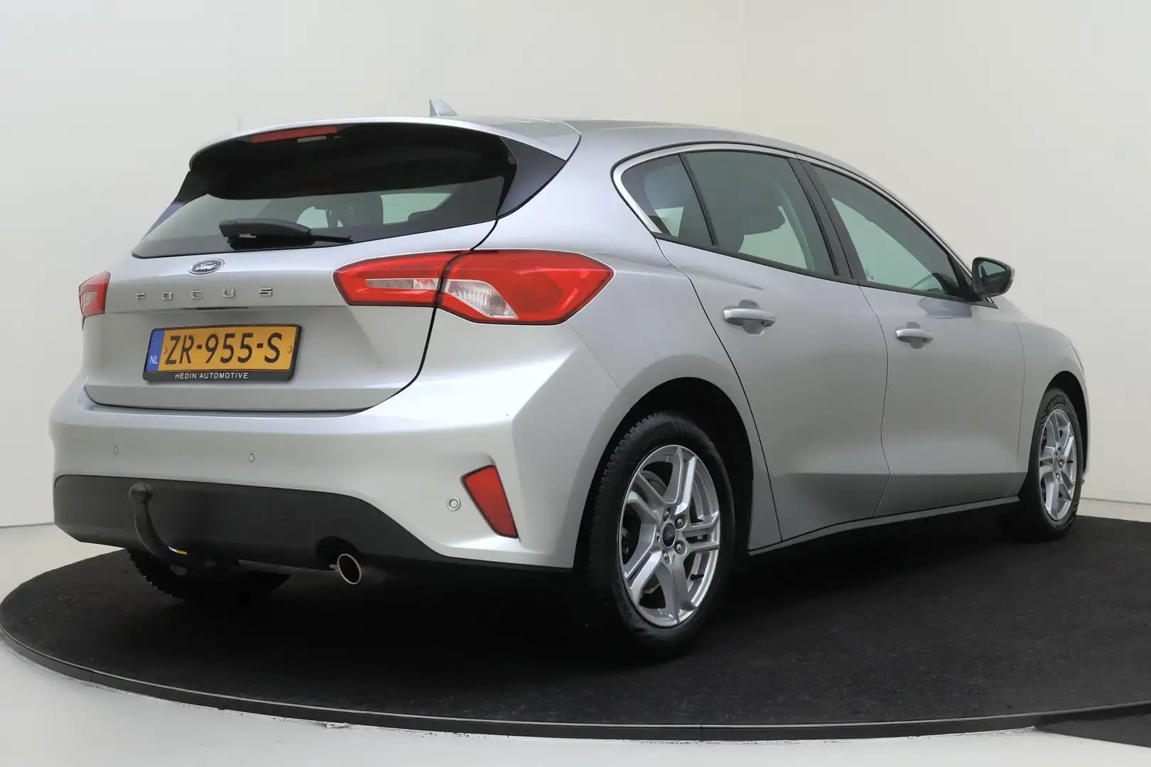 Ford Focus 1.0 EcoBoost Trend Edition Business | Trekhaak | K Grau - 2