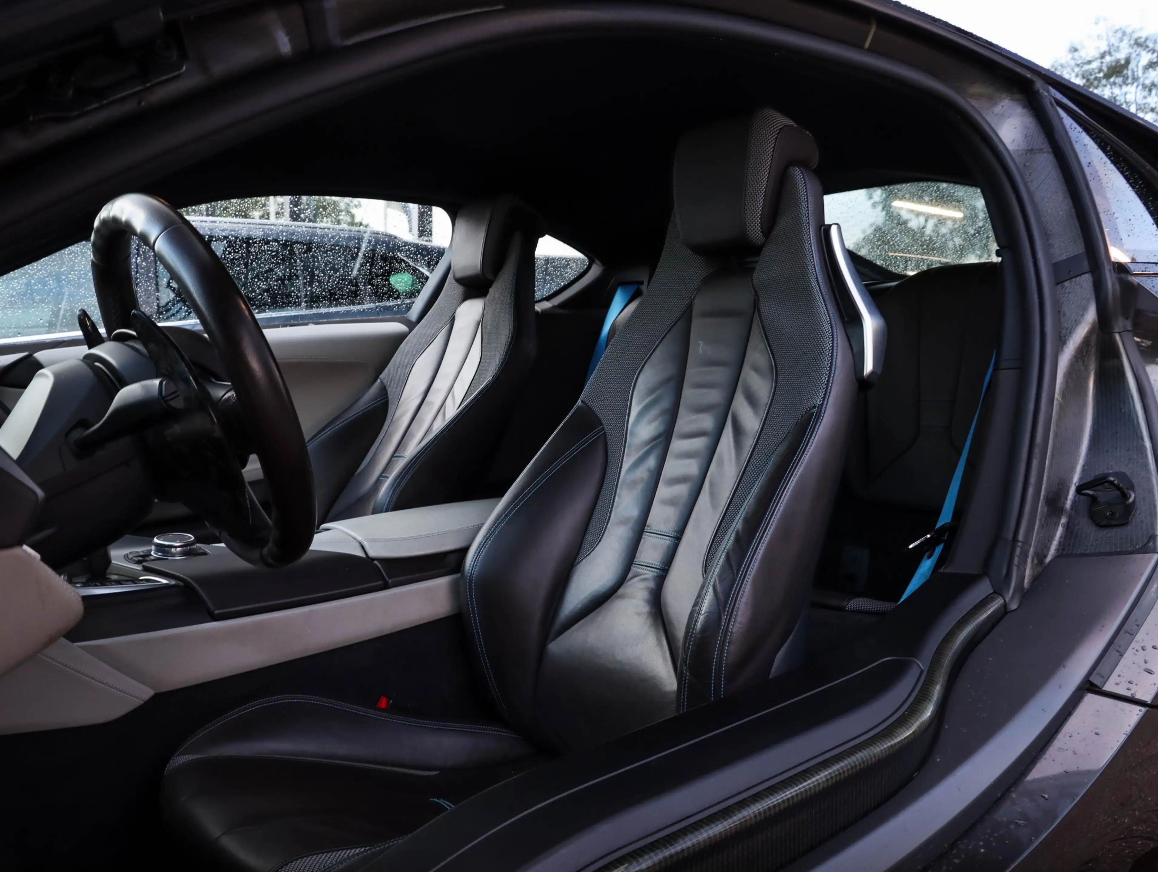 BMW i8 Harman Kardon | Carbon Diffusor — photo 5