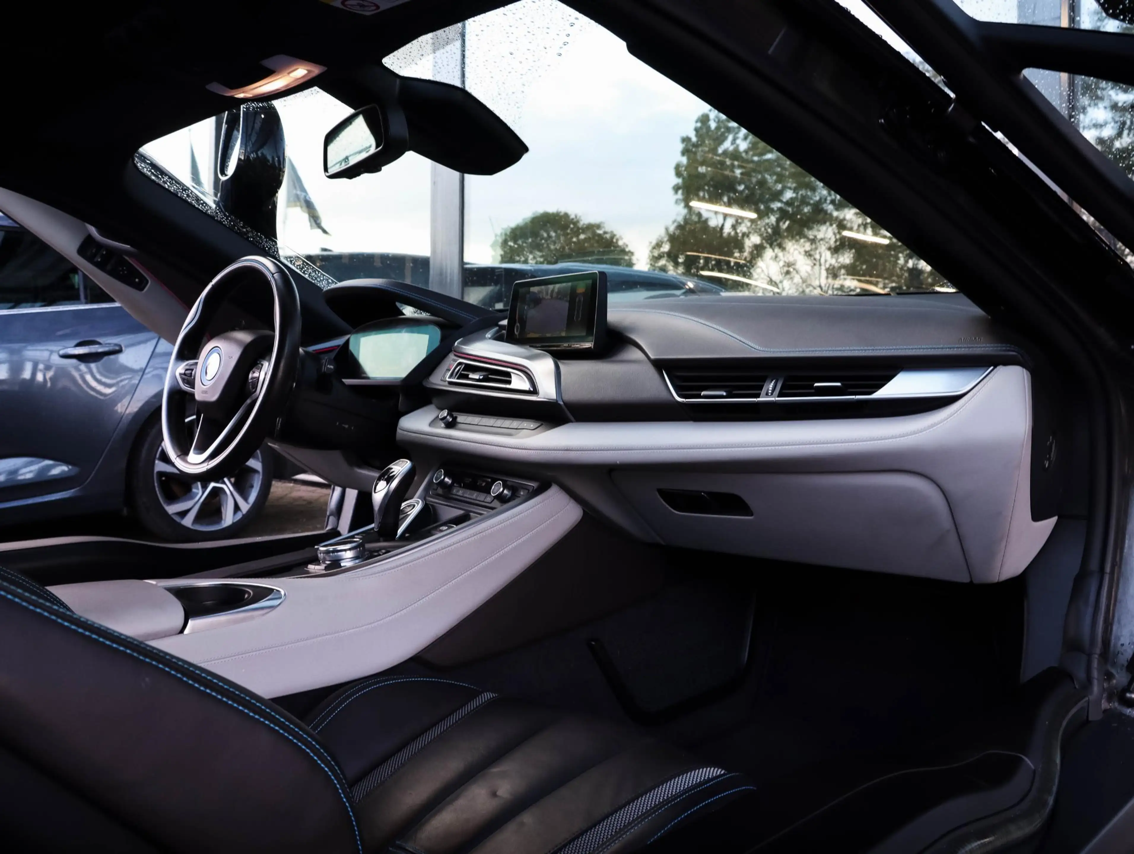 BMW i8 Harman Kardon | Carbon Diffusor — photo 30