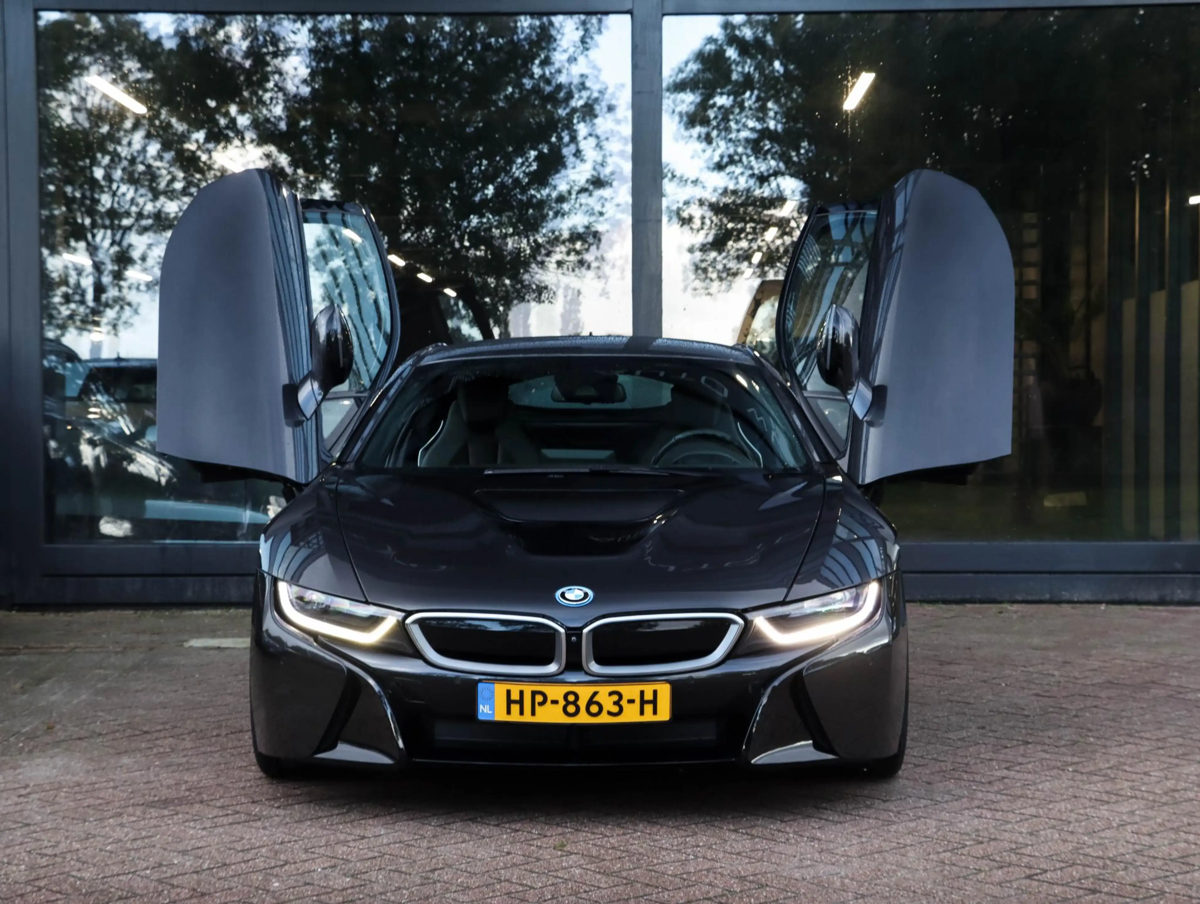 BMW i8 Harman Kardon | Carbon Diffusor — photo 32
