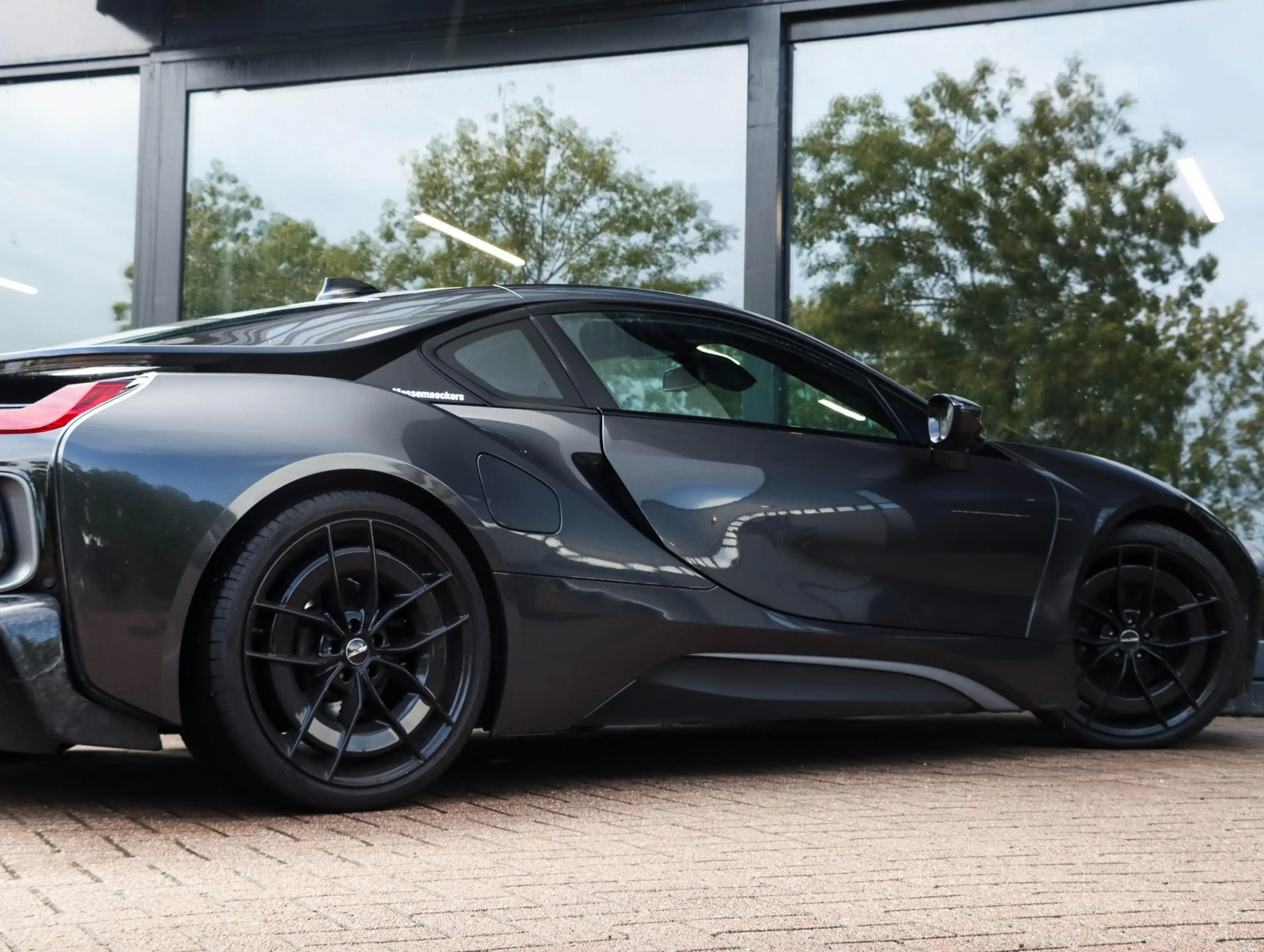 BMW i8 Harman Kardon | Carbon Diffusor — photo 24