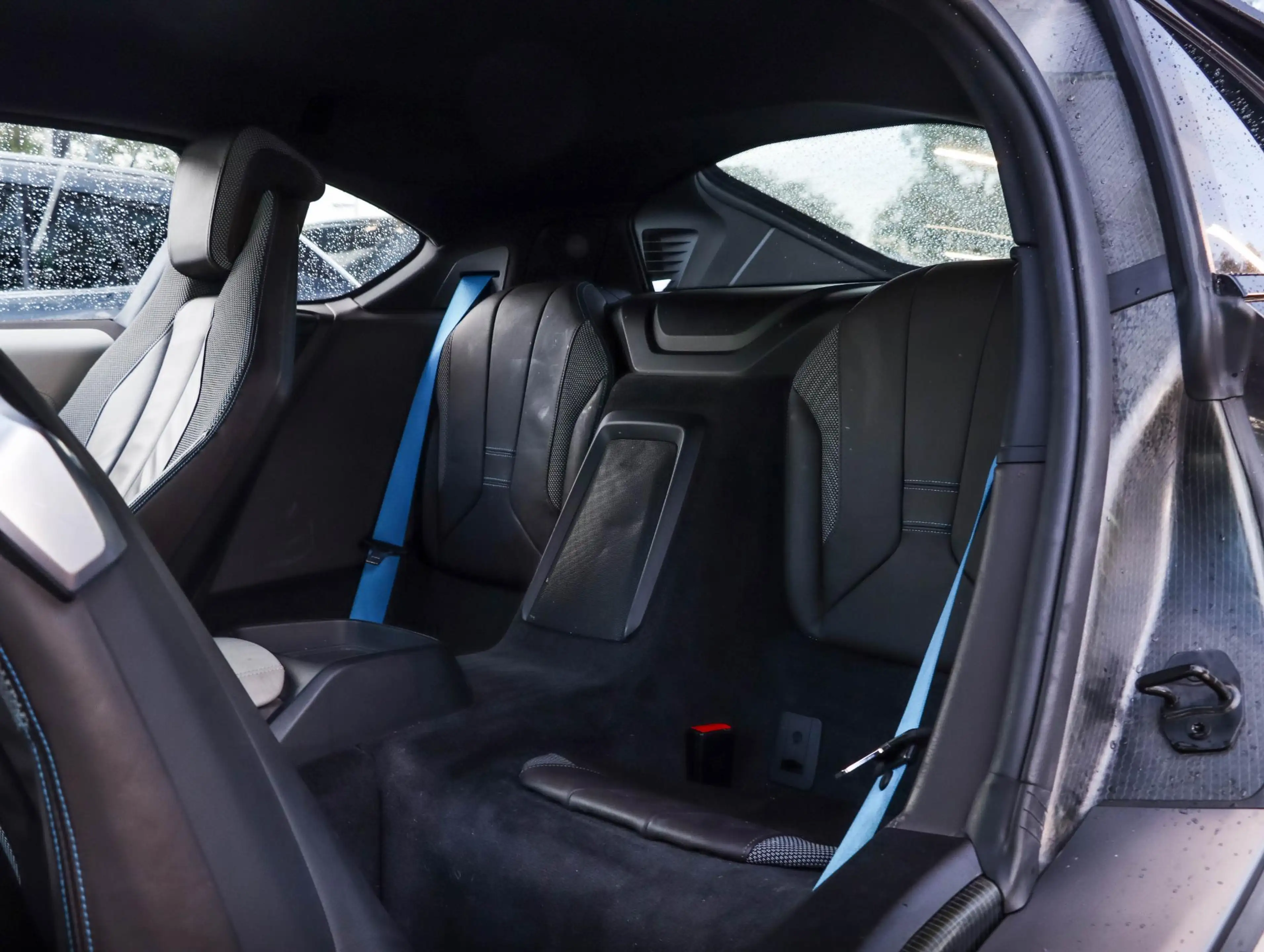 BMW i8 Harman Kardon | Carbon Diffusor — photo 6