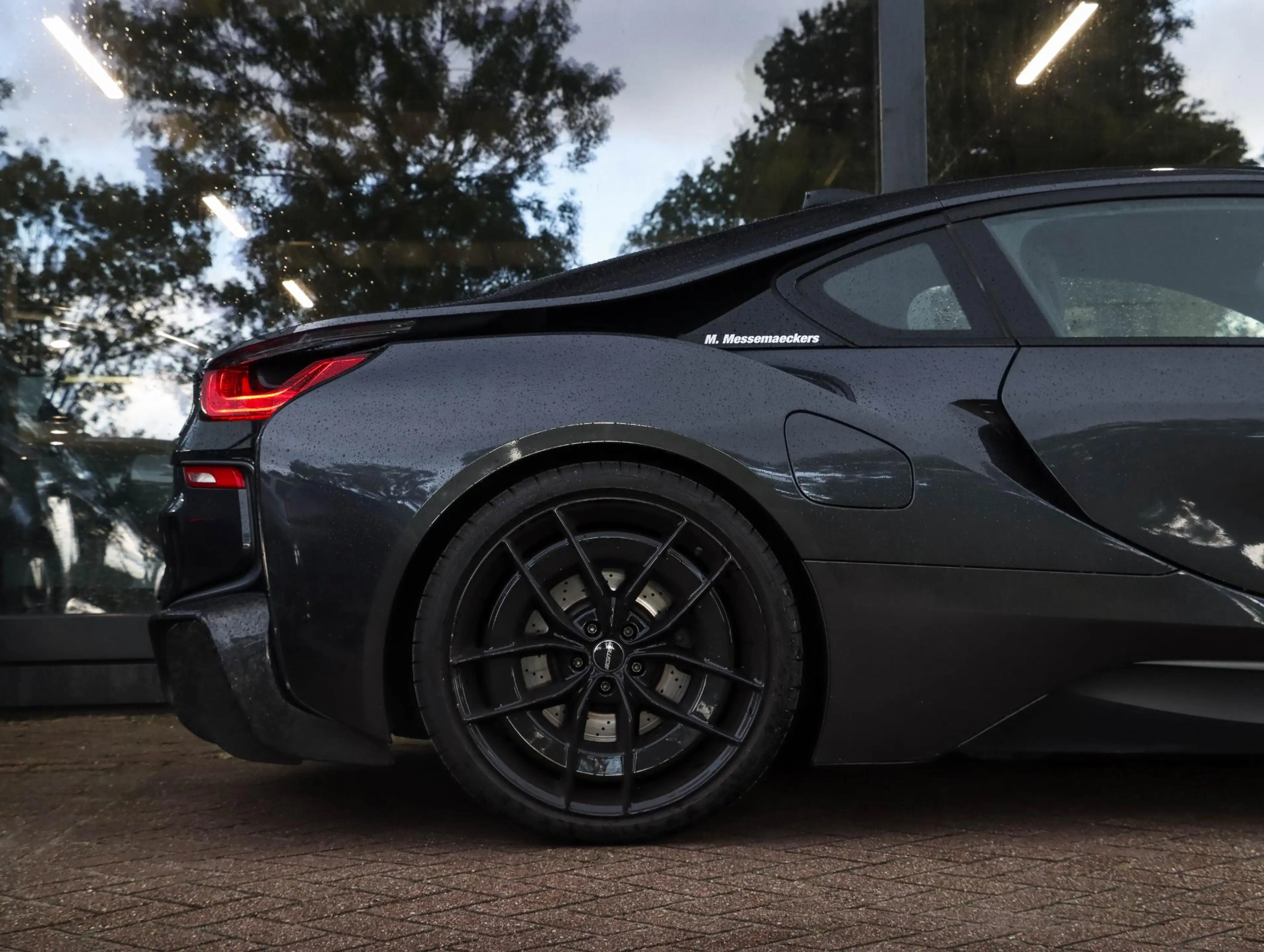 BMW i8 Harman Kardon | Carbon Diffusor — photo 33
