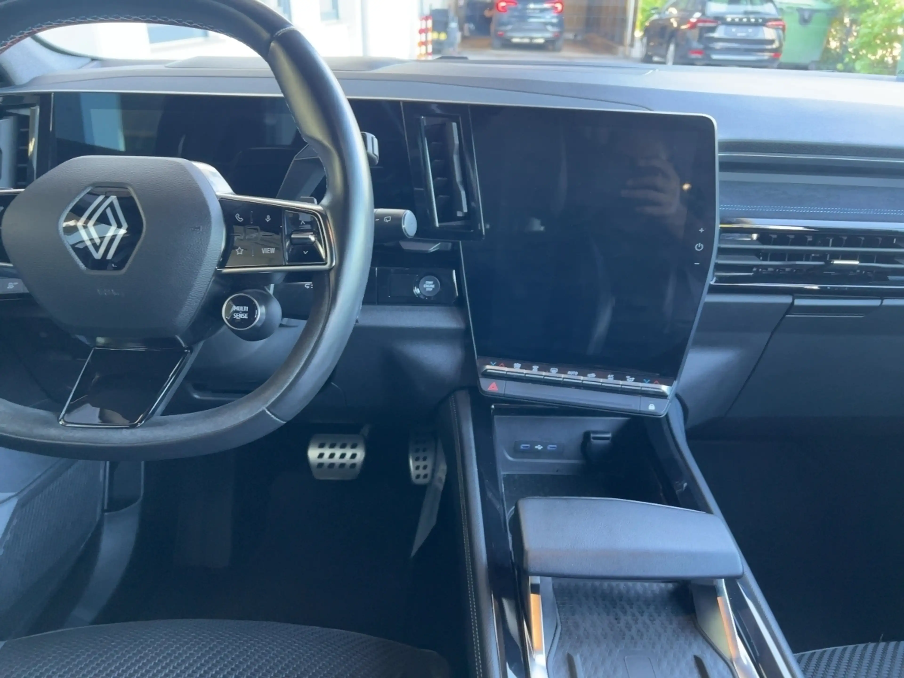 Renault Espace 6 Esprit Alpine E-Tech Full Hybrid 200 PDC — photo 12