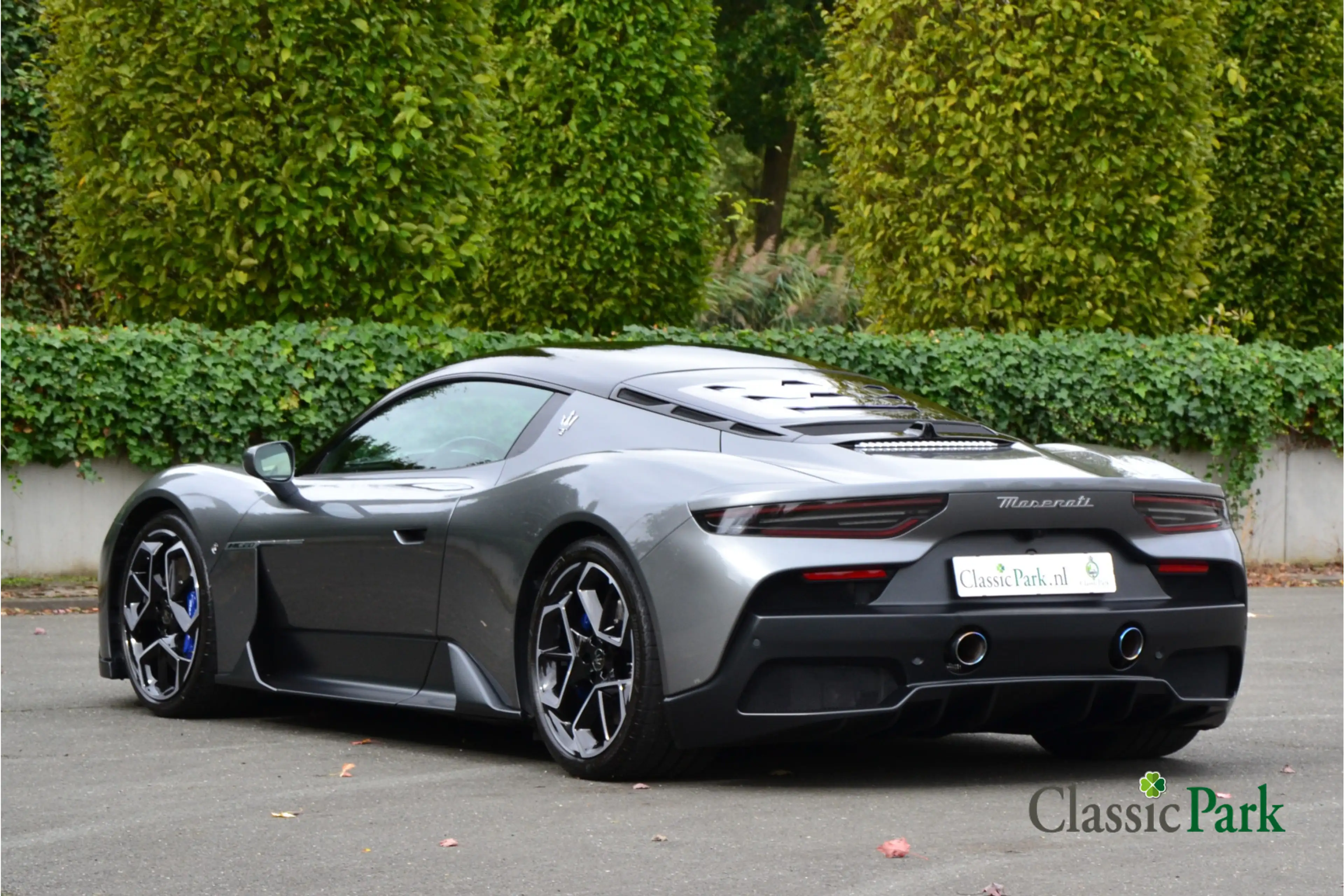 Maserati MC20 — photo 3