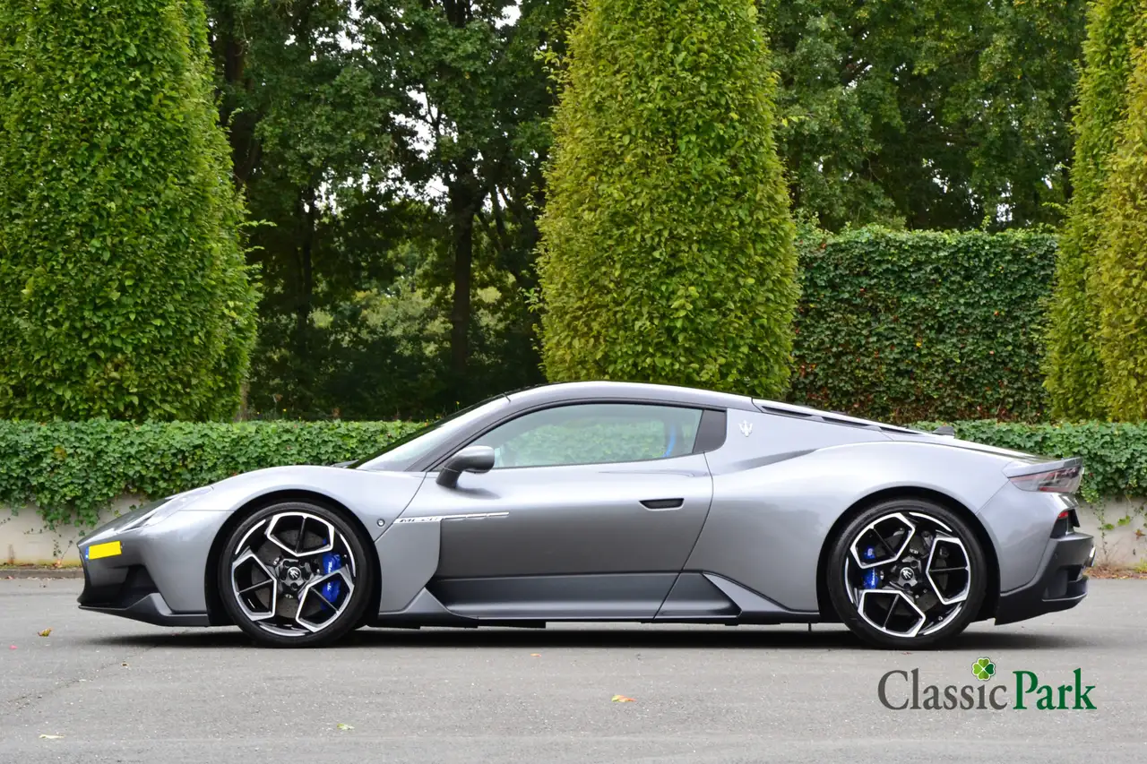 Maserati MC20 2023