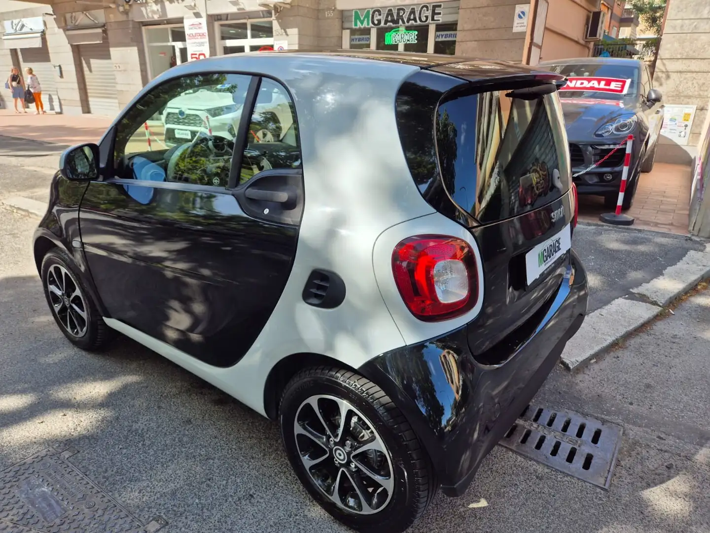 smart forTwo 70 1.0 Passion Schwarz - 2