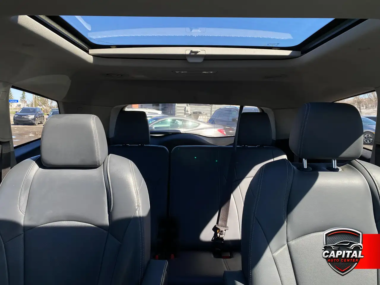 Buick Enclave снимка Buick Enclave
