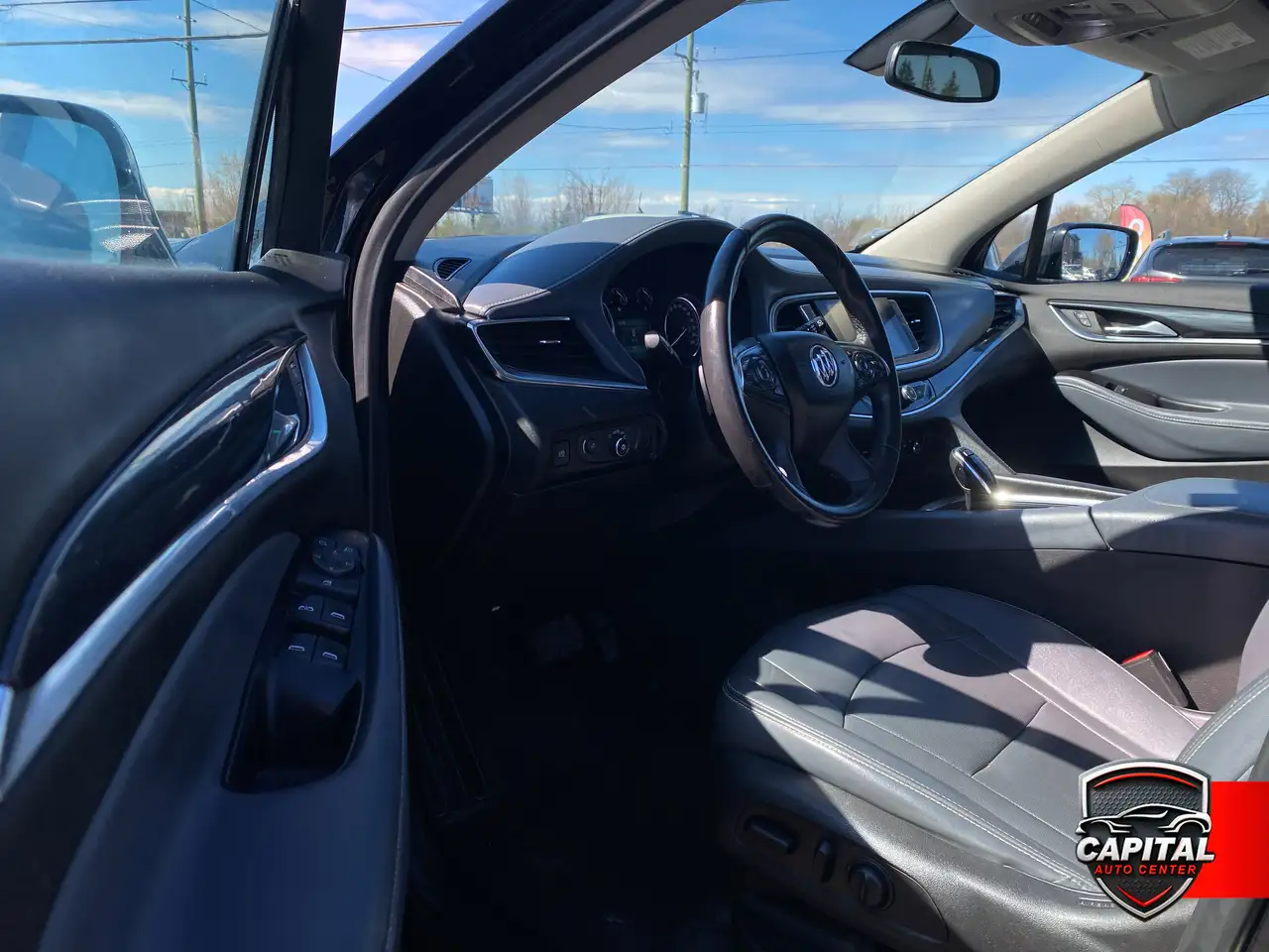 Buick Enclave снимка Buick Enclave