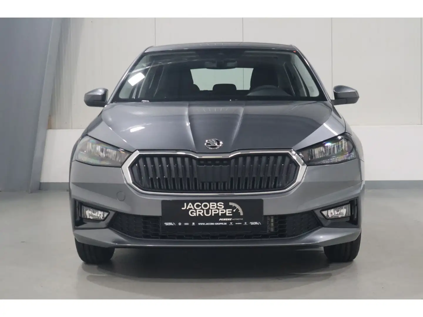 Skoda Fabia Essence 1,0 MPI 59 kW 5-Gang-Schal Gris - 2