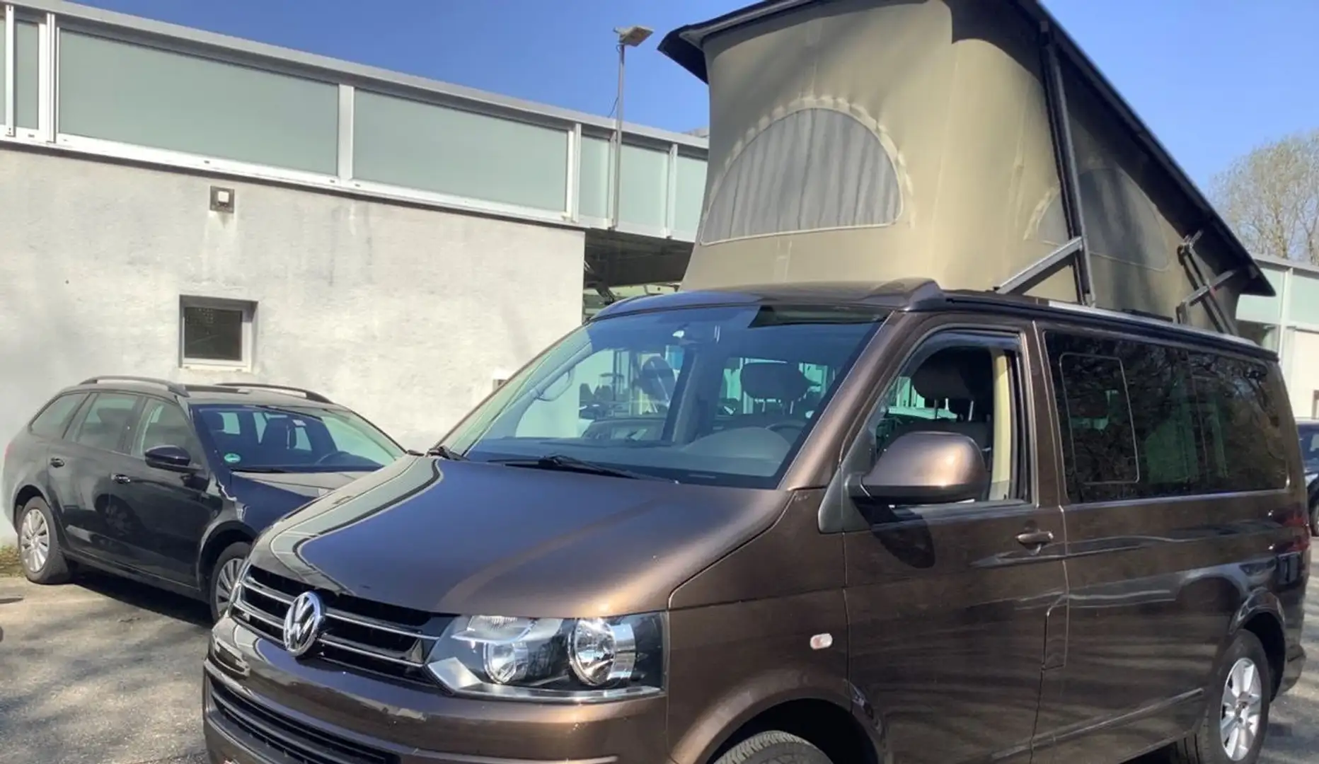 Volkswagen T5 California 2.0 TDI Comfortline Aufstelldach Marrón - 1