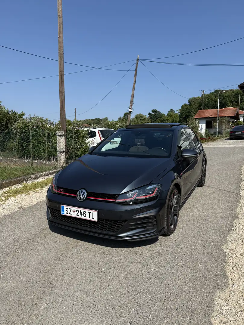 Volkswagen Golf GTI Performance 2,0 TSI DSG Blau - 2