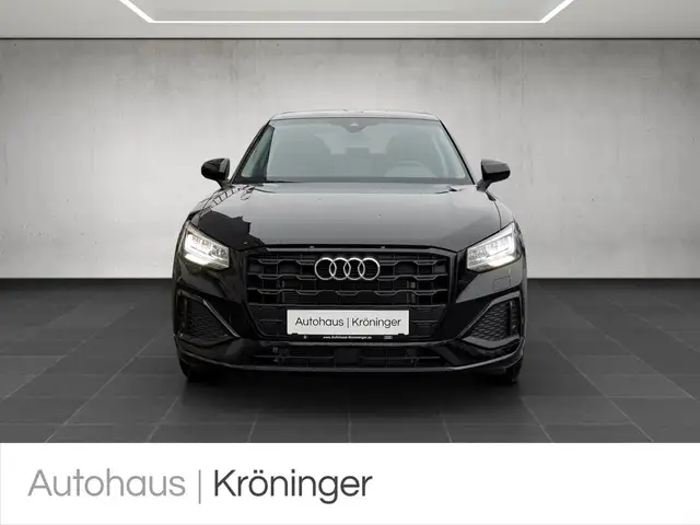 Audi Q2 view 5