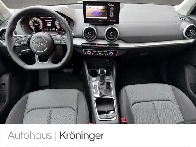 Audi Q2 view 14