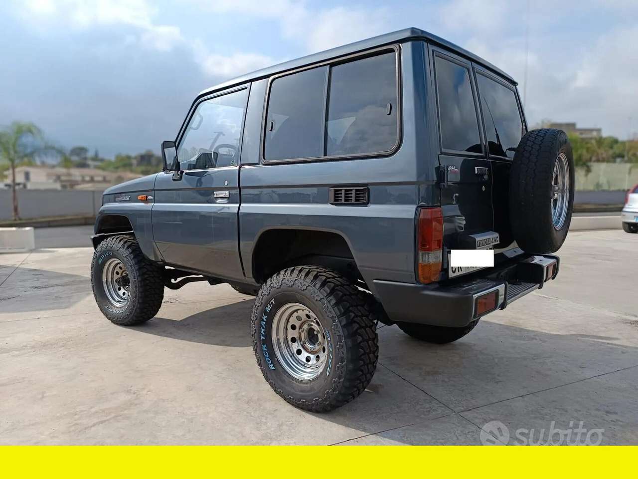 Toyota Land Cruiser