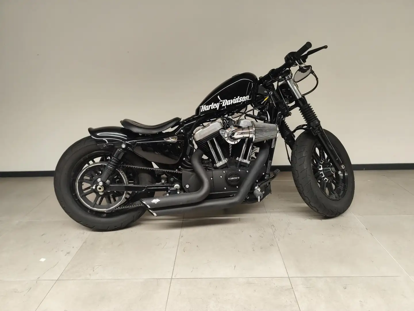 Harley-Davidson Sportster 1200 Noir - 1