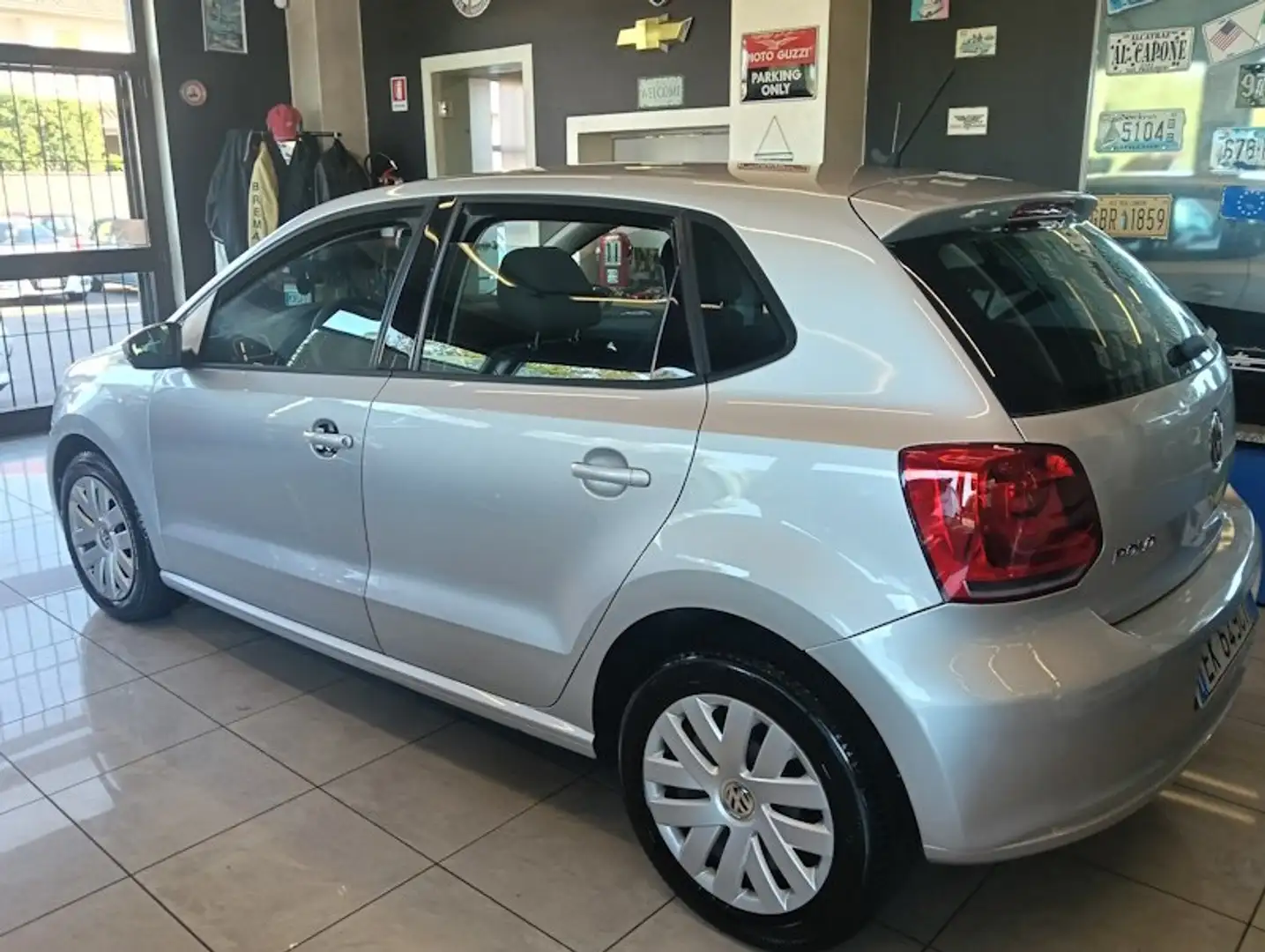 Volkswagen Polo Polo V  5p 1.2 Comfortline 70cv Argento - 1