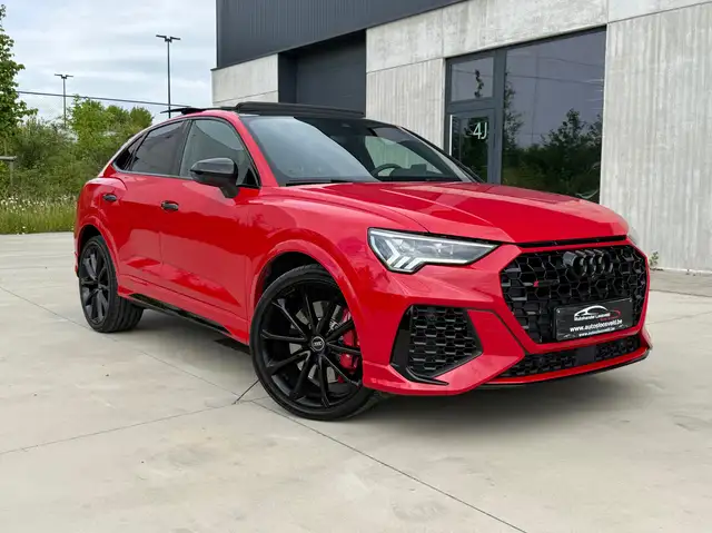 Audi RS Q3 Sportback 2.5 TFSI 400pk/ Quattro S-Tronic / CARPLAY/ PANO DAK/ CAMERA/ NIEUWSTAAT